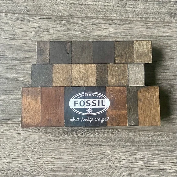 Fossil Authentic Sign Decor - Picture 6 of 7